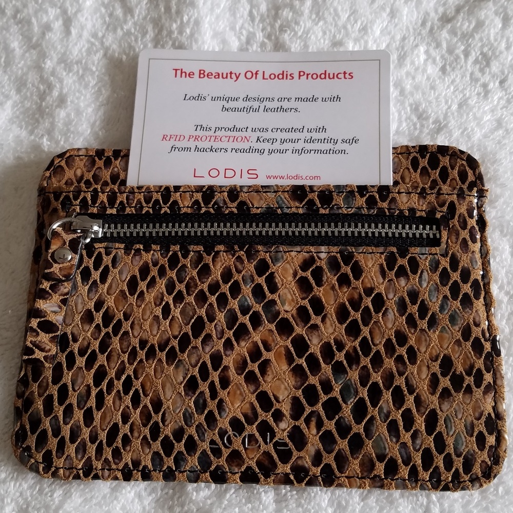NWOT*Lodis Leather Zippered Card Case